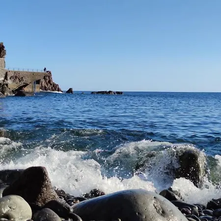 In Madeira شقة *